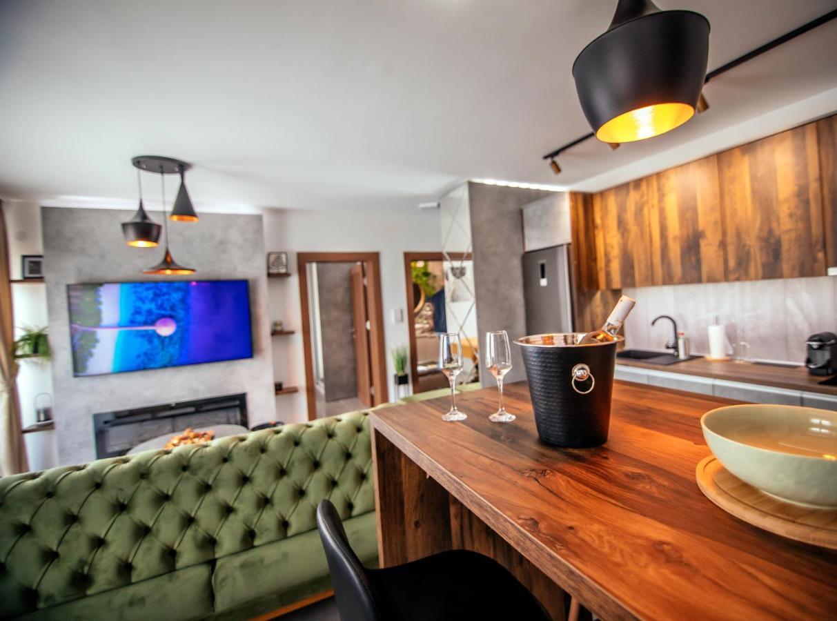 Royal Luxury Apartment Vrsac Exterior foto
